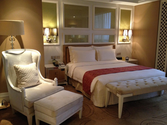 宝利来国际大酒店主图