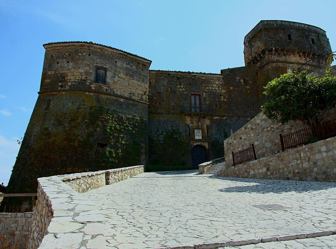 Castello d'Aquino景点图片