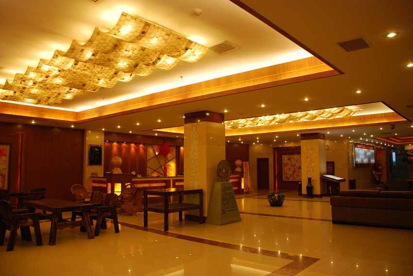 德润大酒店主图