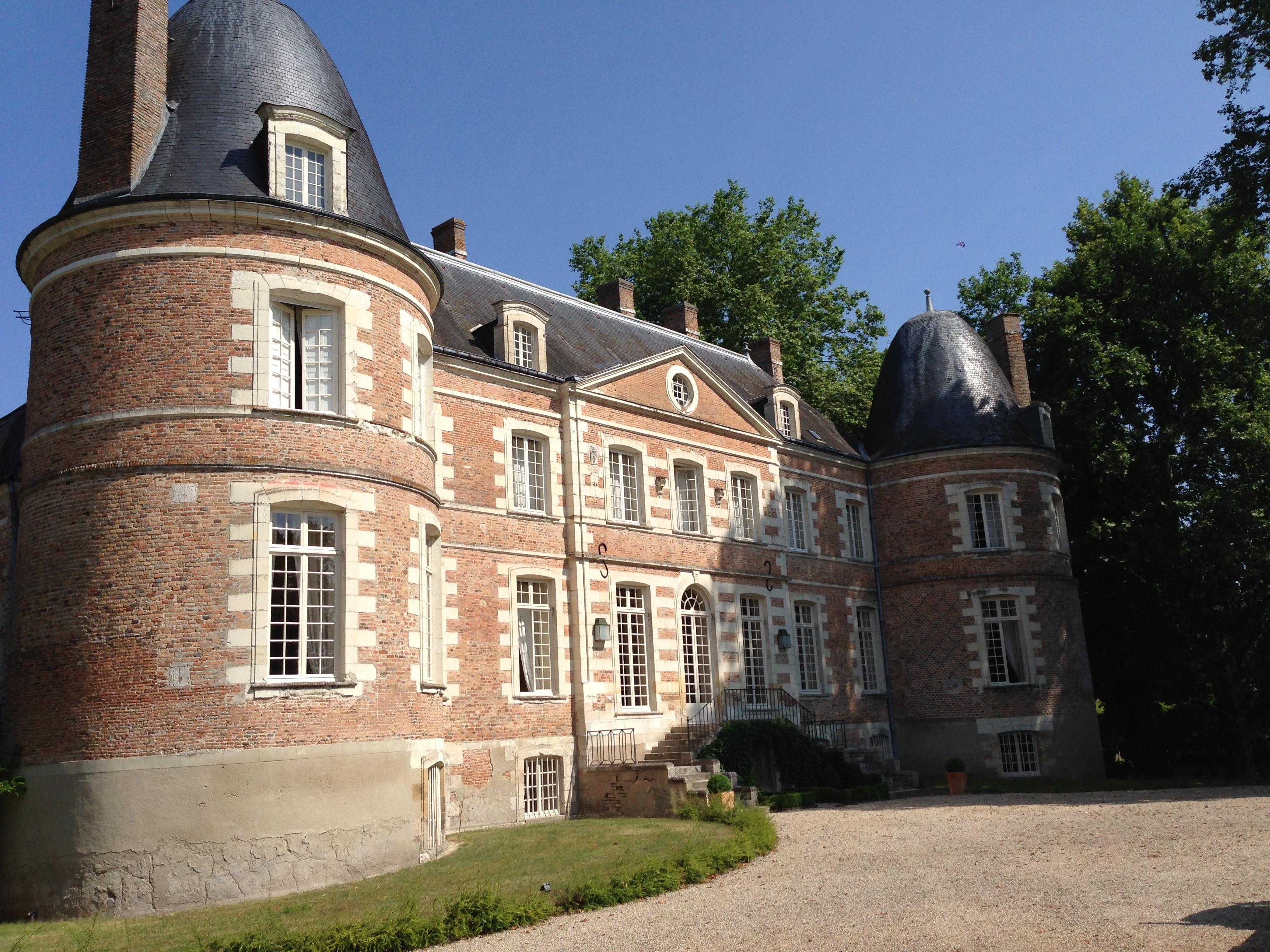 Le Chateau de Beauharnais-官方