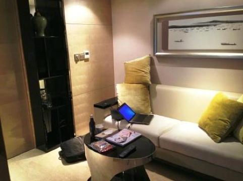 洲至奢选上海静安THE ONE套房酒店-客卧