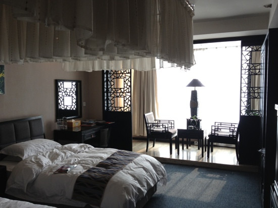 乌鲁木齐野马丝路驿站文化主题沙龙主图