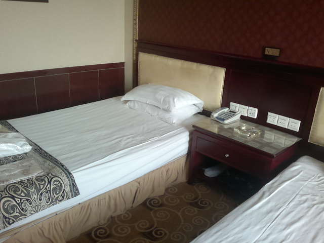 日月大酒店主图