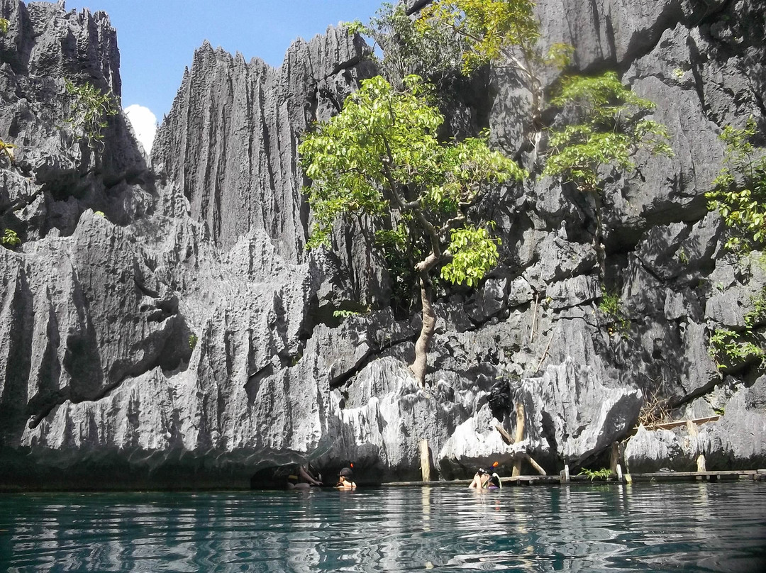 Barracuda Lake-科隆必去景点