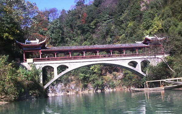 苗王城景点图片
