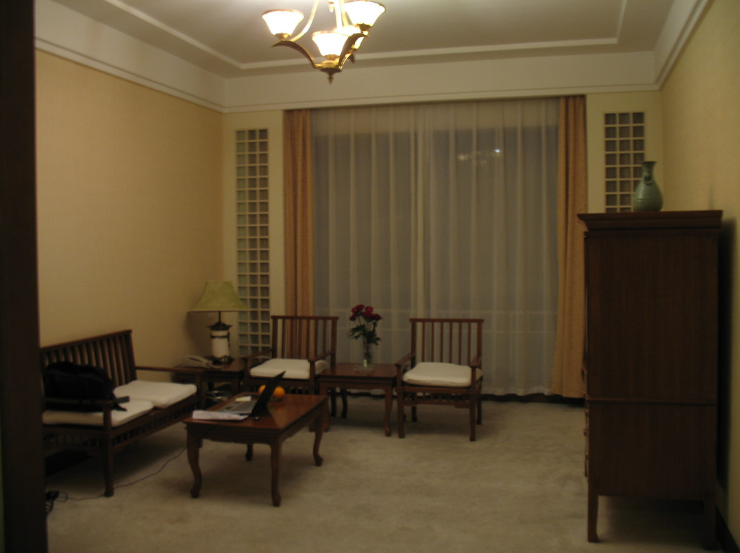 宁海天明山温泉大酒店主图