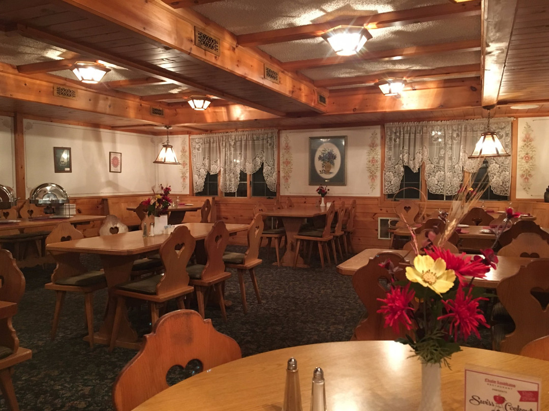 New Glarus餐馆和美食-Chalet Landhaus Inn