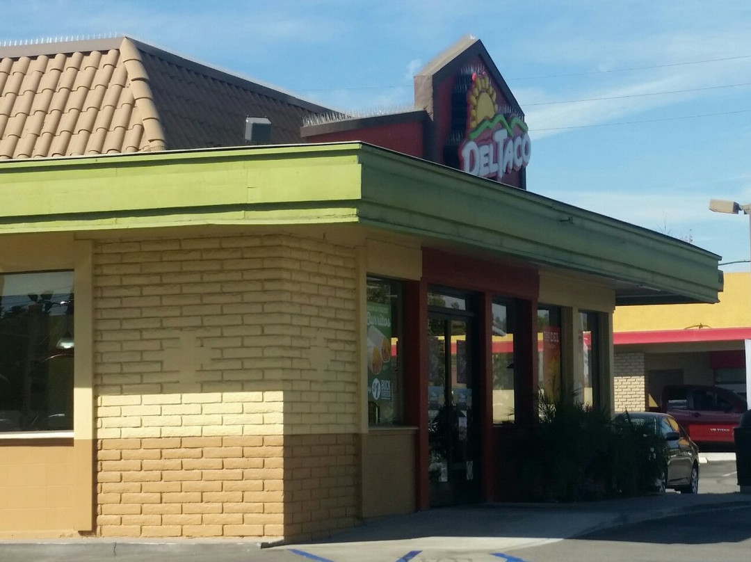 Del Taco