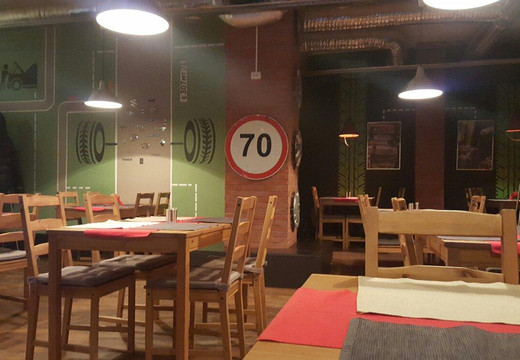 Cafe Pod Kapotom主图