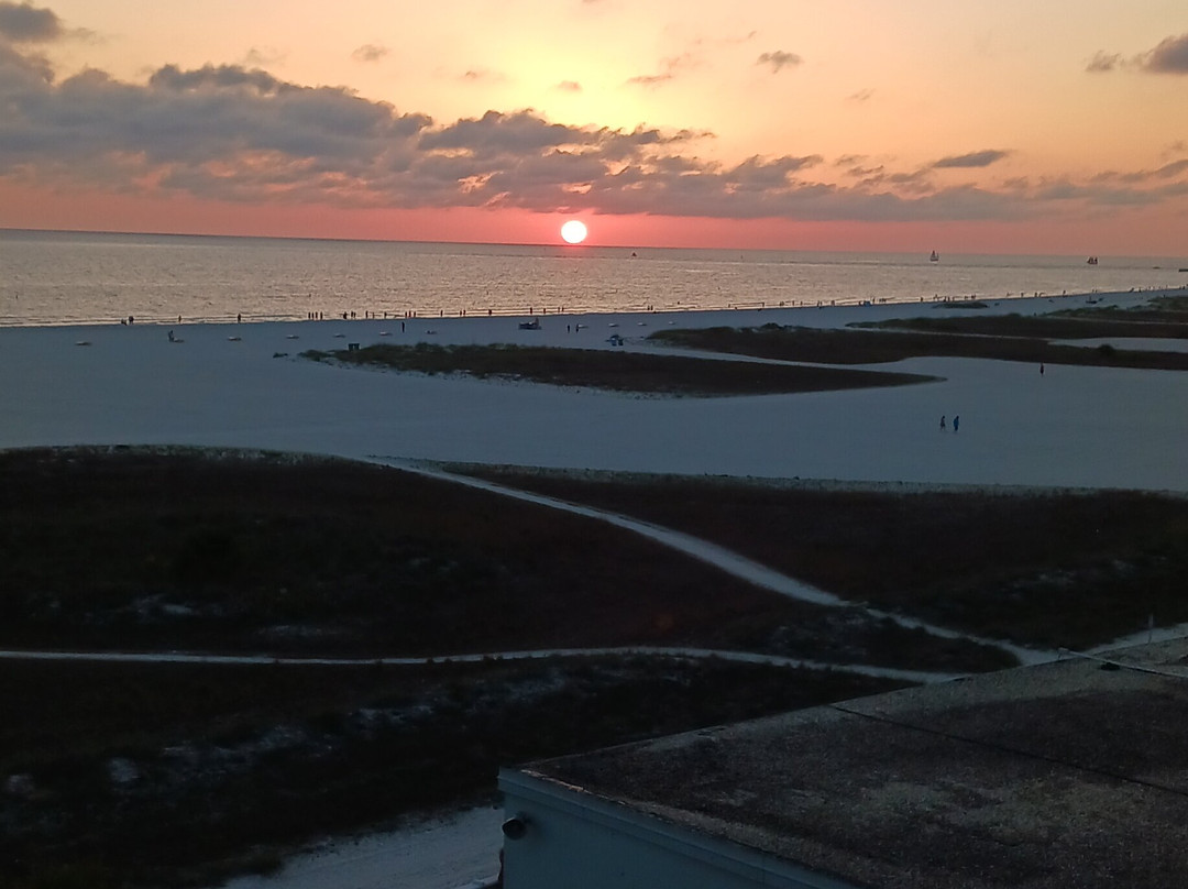 比尔马海滩度假酒店主图