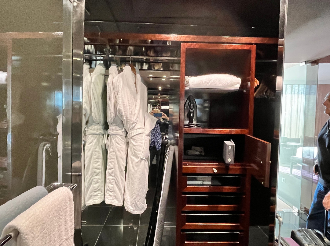 黑斯佩里亚塔酒店主图