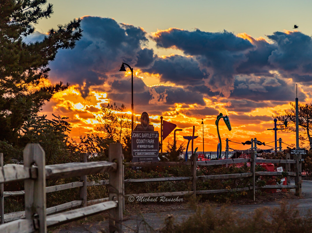 John C. Bartlett, Jr. County Park at Berkeley Island景点图片