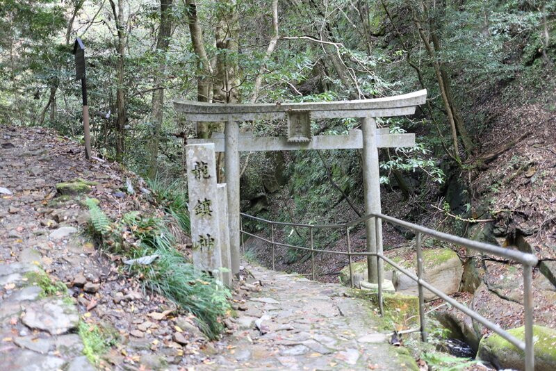 Ryuchin Shrine景点图片