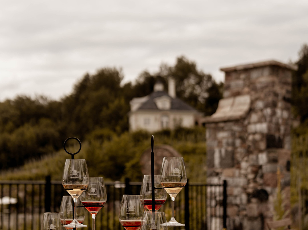 Le Vignoble Château Ste-Agnès-Sutton必去景点
