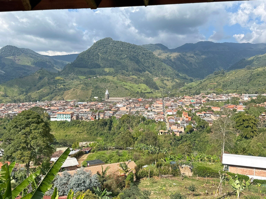 La Garrucha-Jardin必去景点