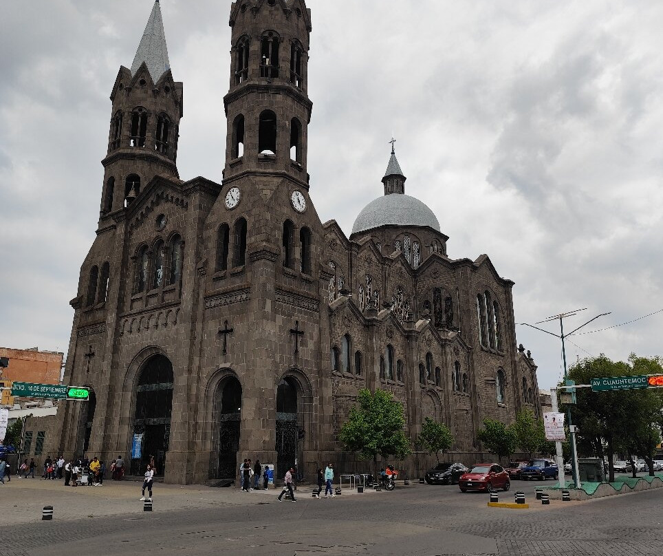 Parroquia San Martín De Porres景点图片
