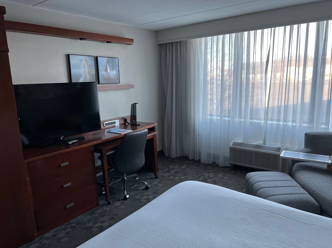 波士顿洛根机场万怡酒店主图