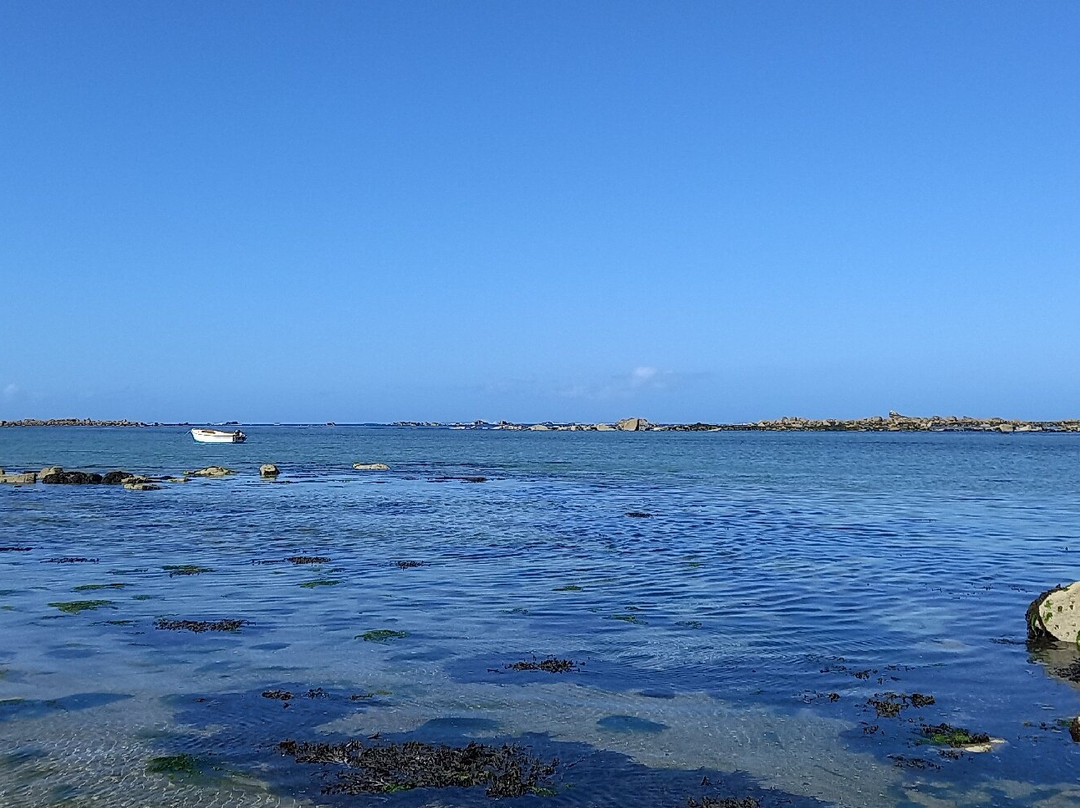 Plage De Plouneour景点图片