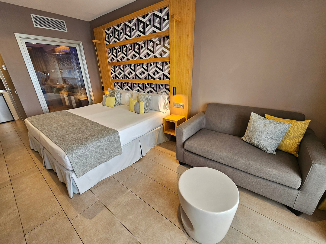 Atlantic Mirage Suites & Spa主图