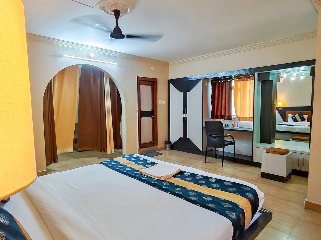 The Avantika Hotel & Woodland Restaurant主图