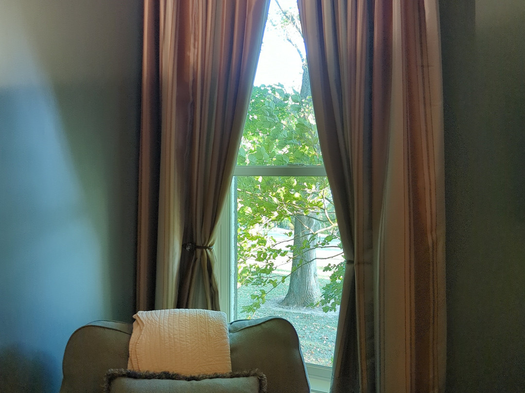 Riverside Inn Bed & Breakfast主图