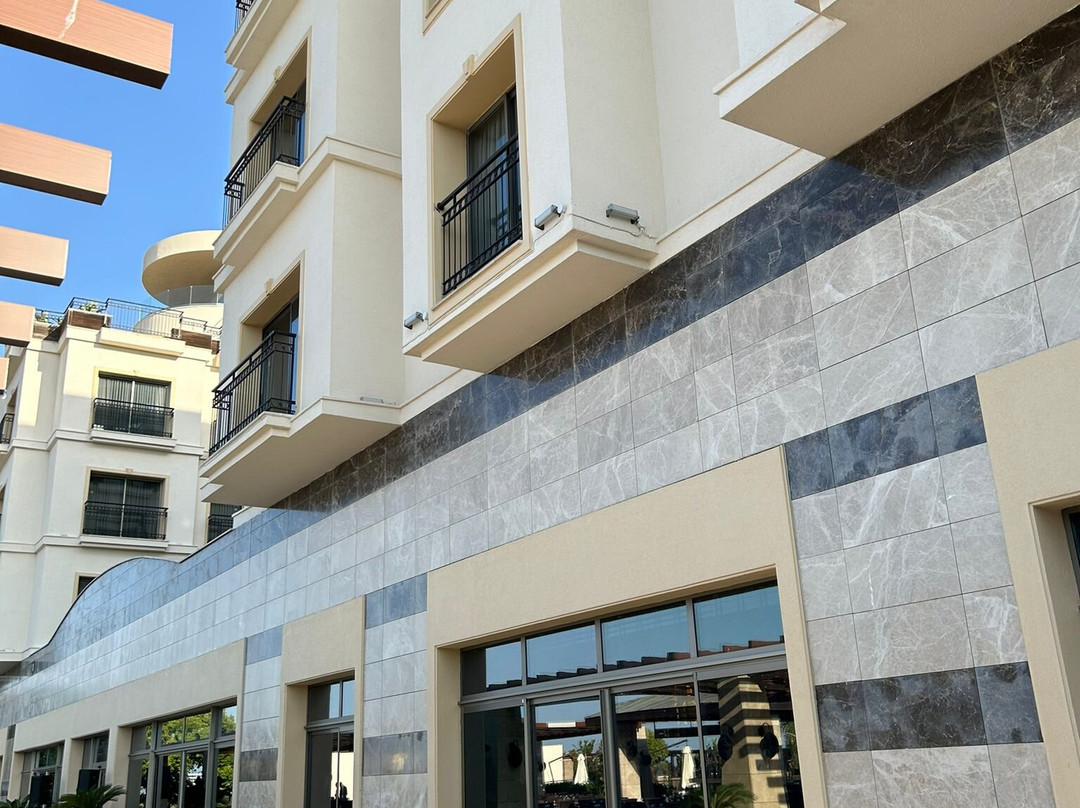 克拉托斯高级水疗酒店及主图