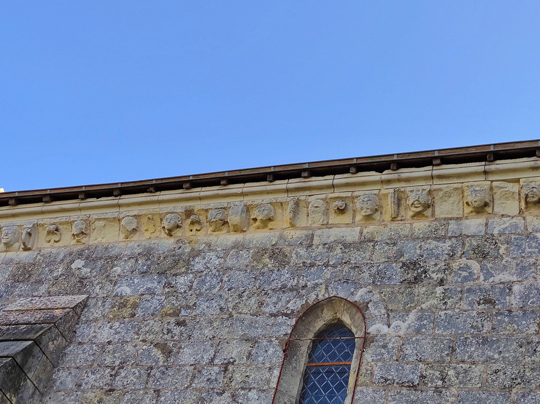 Église Saint-hilaire De Châteauvieux景点图片