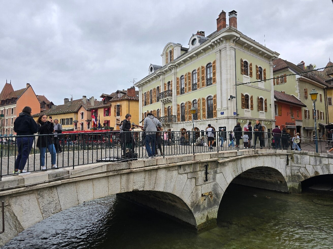 Pont Perriere-安纳西必去景点