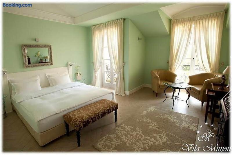 Vrnjacka Banja酒店住宿-Luxury Rooms Minjon