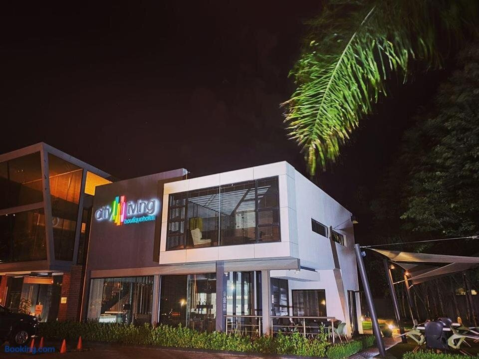 City Living Boutique Hotel