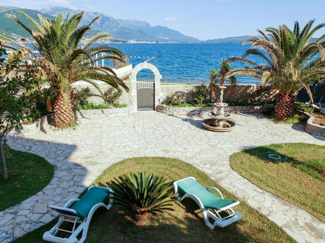 Apart Hotel Iris