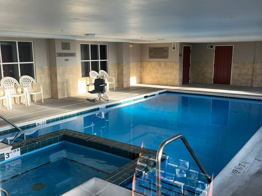 Country Inn & Suites by Radisson, Wytheville, VA主图