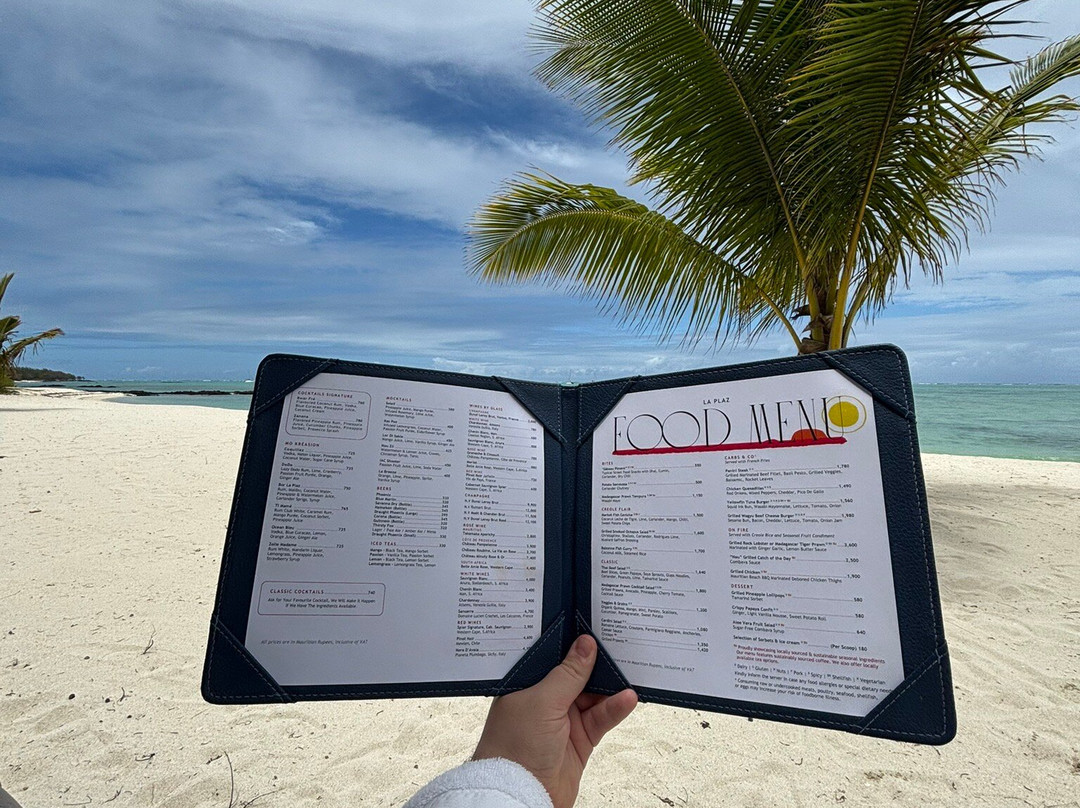 La Plaz Beach Grill