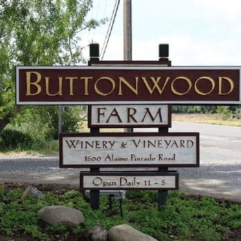 Buttonwood Farm Winery & Vineyard-索尔万必去景点