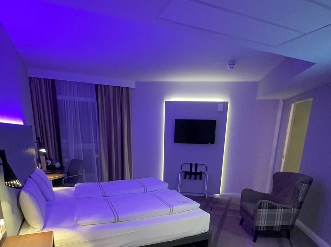 Premier Inn Stuttgart Feuerbach hotel主图