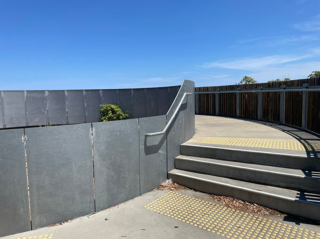 Lakes Entrance Lookout景点图片