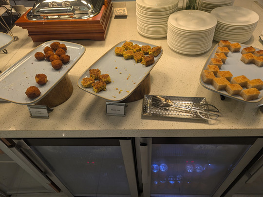 Moonimaa Airport Lounge-湖卢勒必去景点