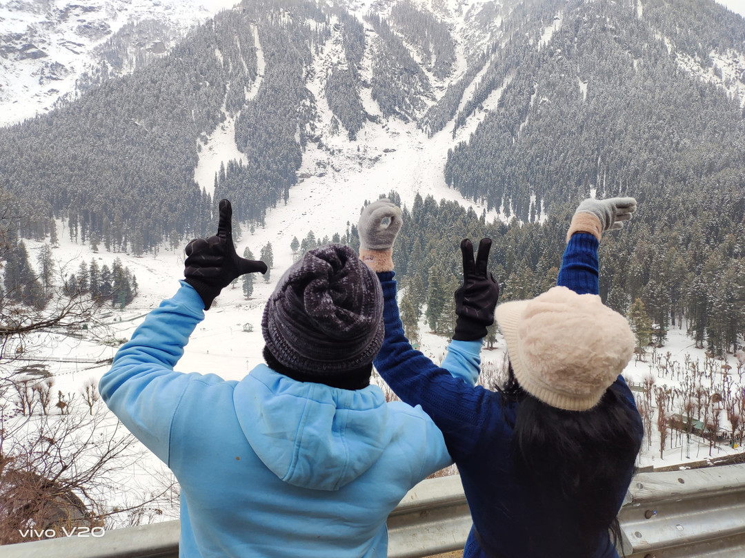 Kashfly - Kashmir Tour and Travel-斯利那加必去景点