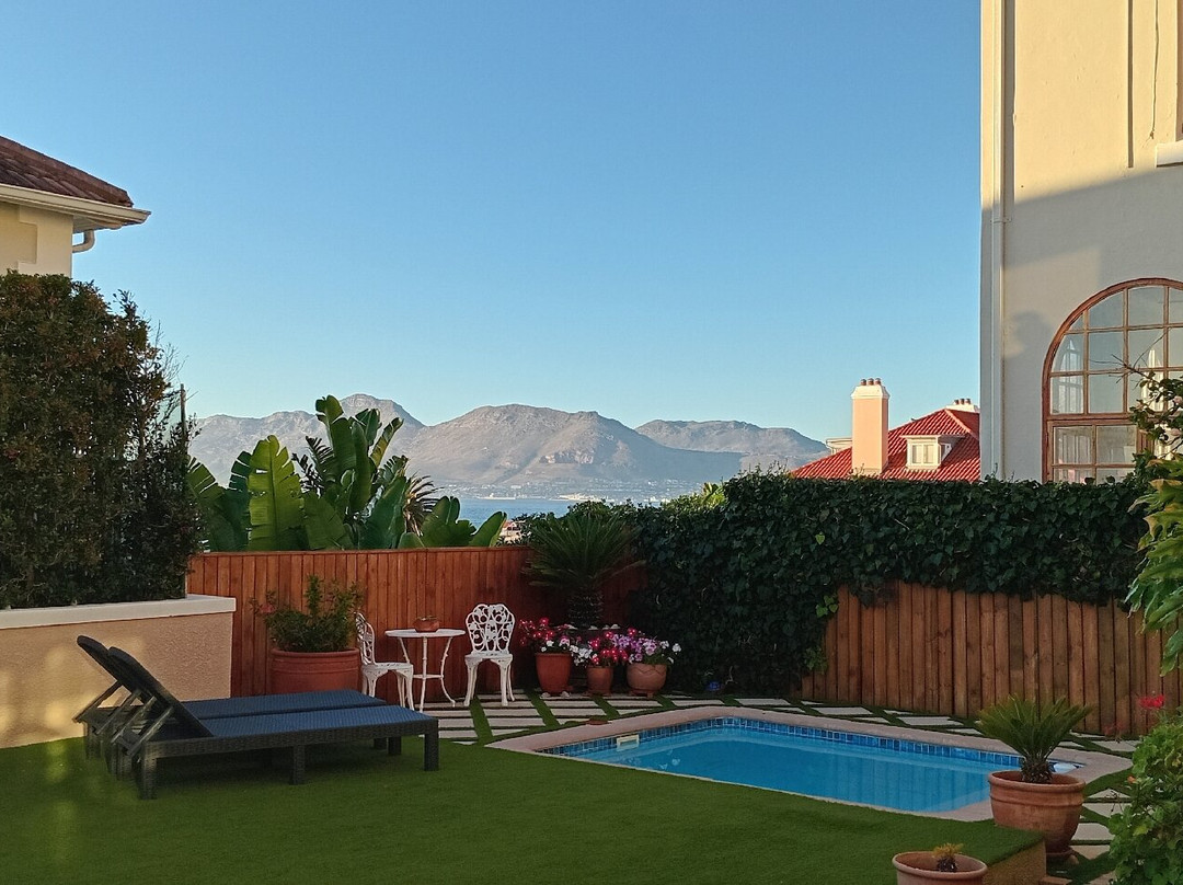 Kalk Bay Guest House主图