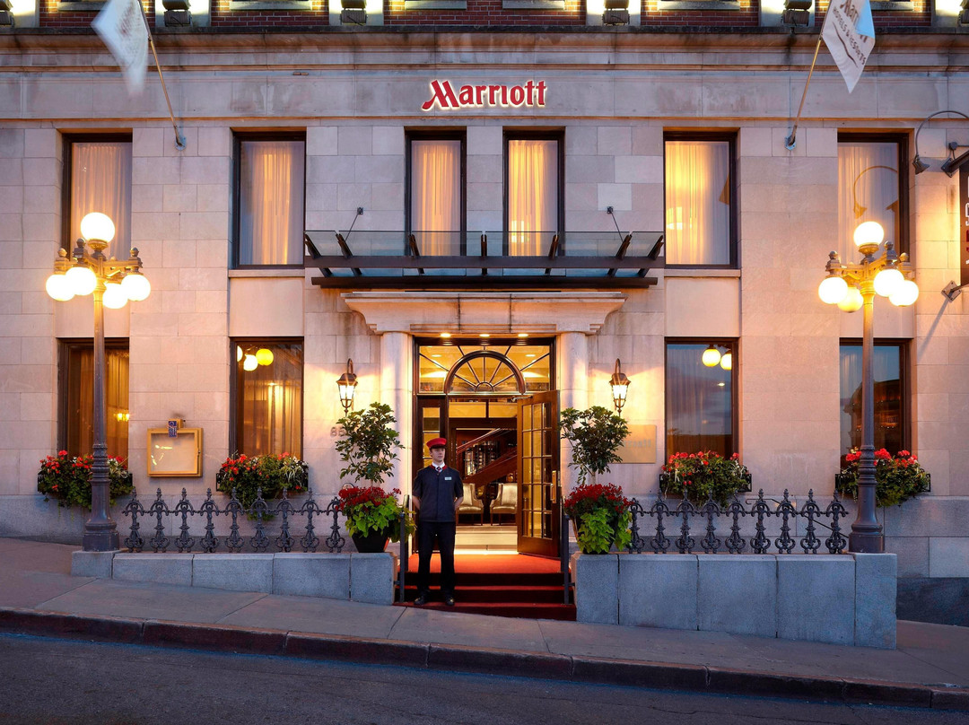 魁北克市中心万豪酒店