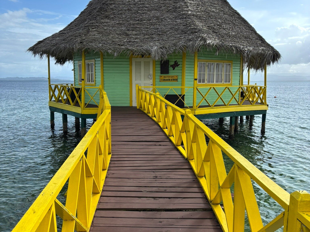 Punta Caracol Acqua Lodge主图