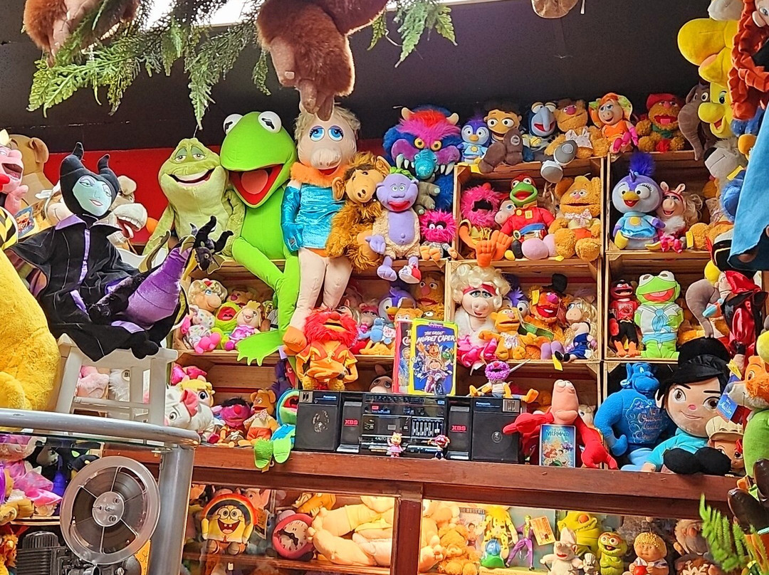 T & E Treasures-Mission必去景点