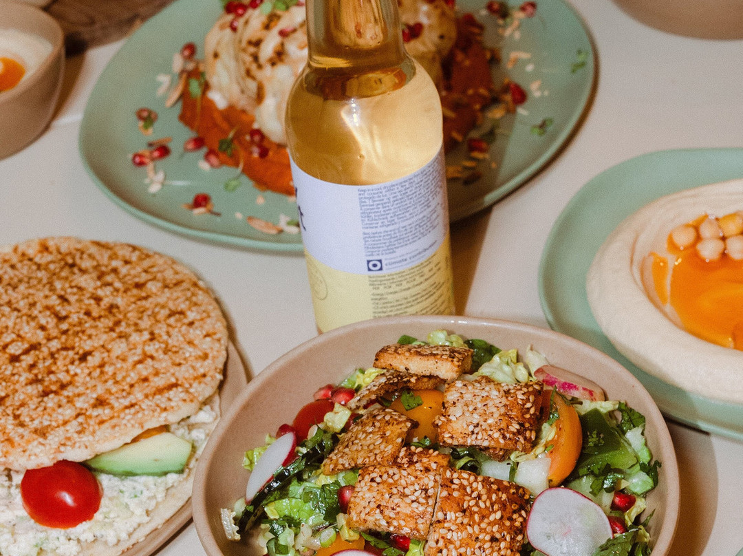 Taza - Modern Lebanese Eatery