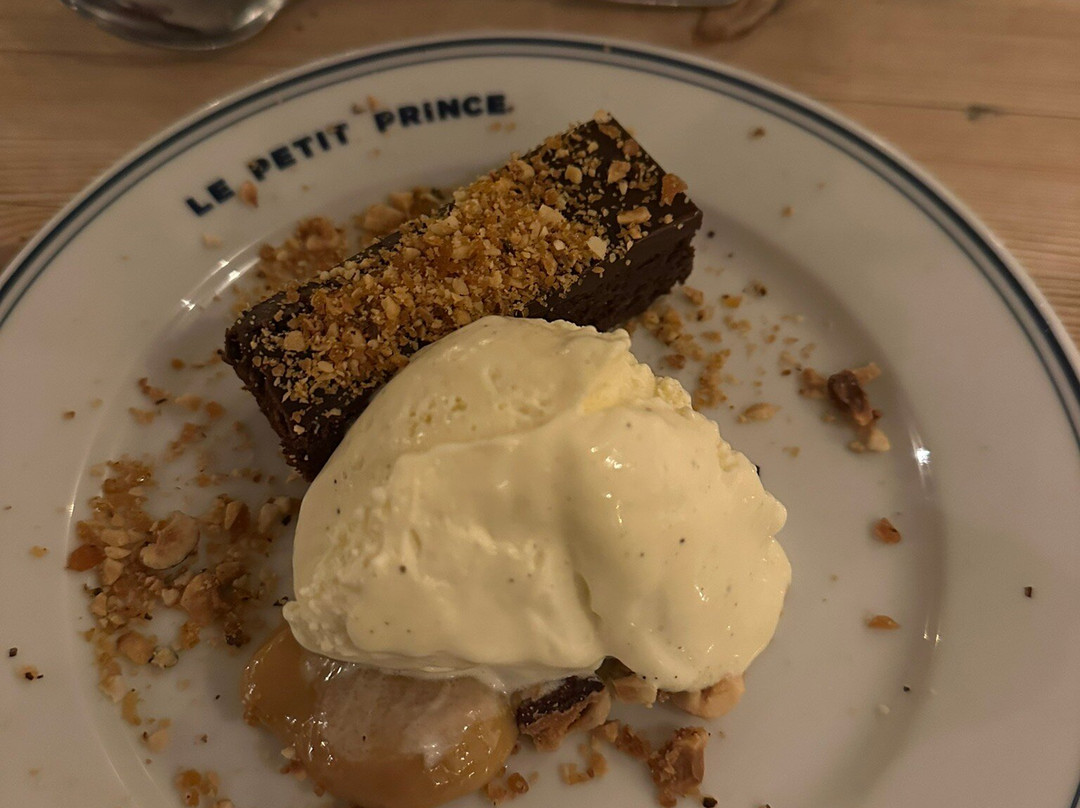 Langley Hotel Le Petit Prince主图