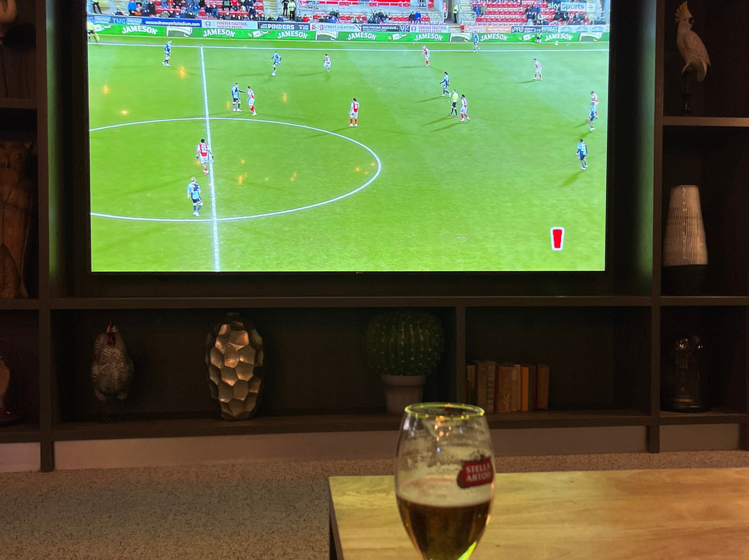 Village Hotel Southampton Eastleigh主图