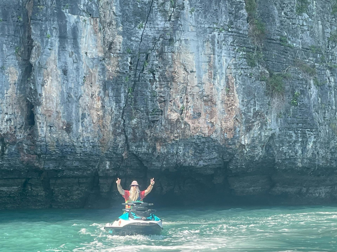 Wave Quest Watersport景点图片