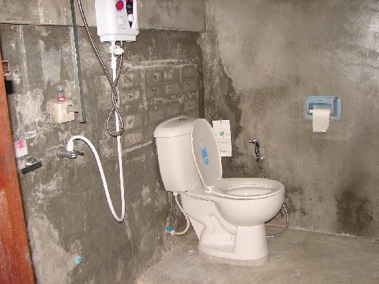 瑞恩泰邦昆酒店主图