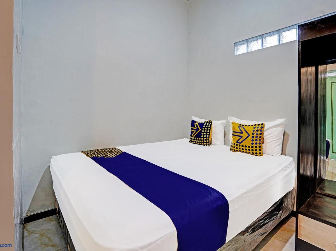 OYO Life 91323 Omah Victoria Homestay & Culinary