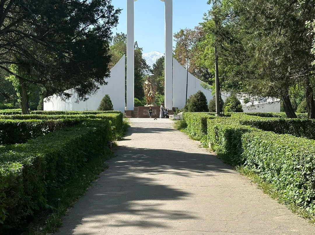 Ataturk Park-比斯凯克必去景点