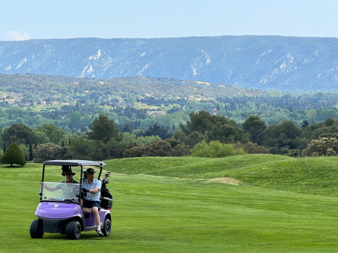 Golf de Saumane-Saumane-de-Vaucluse必去景点